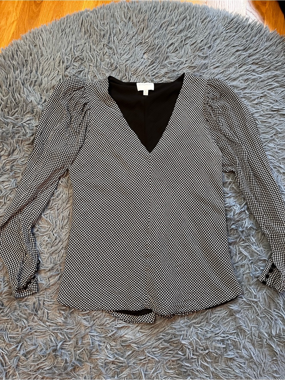 Witchery Black White Houndstooth V-Neck Long Sleeve Blouse Top Size 4